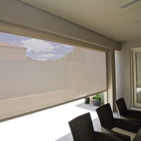 Full height indoor blind